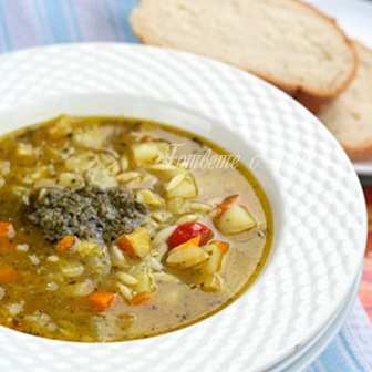 Бърза френска зеленчукова супа 